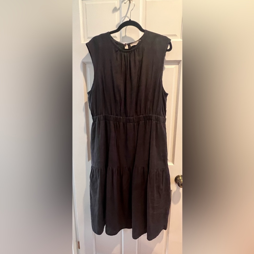 Everlane linen open back dress